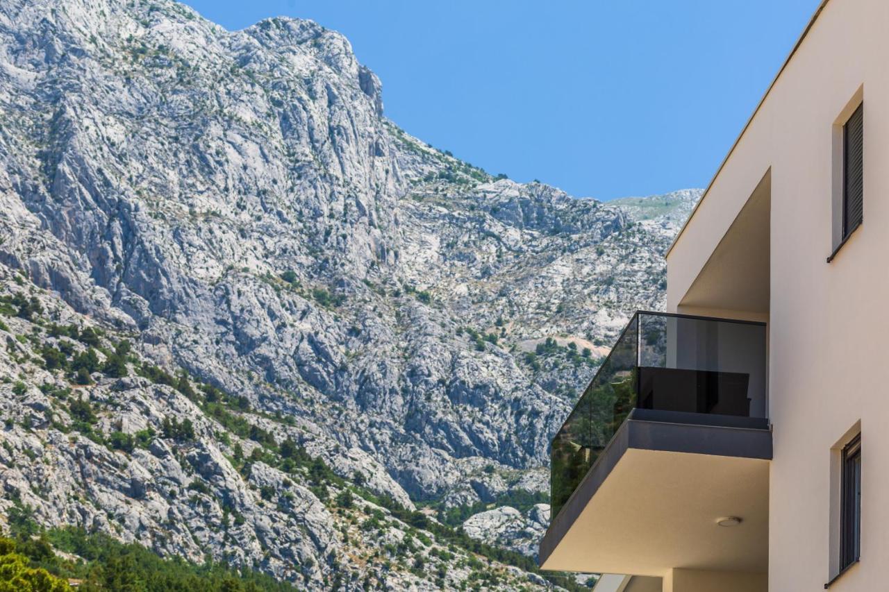 Luxury 2 Bedroom Apartment With Sea View Baška Voda Extérieur photo